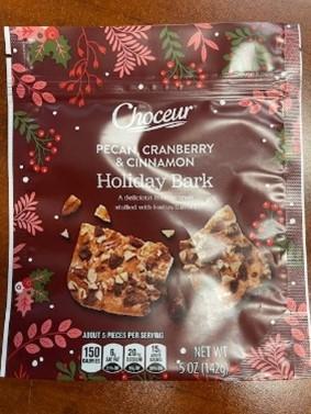 Front label panel of Choceur Pecan Cranberry & Cinnamon Holiday Bark in 5 oz. bags